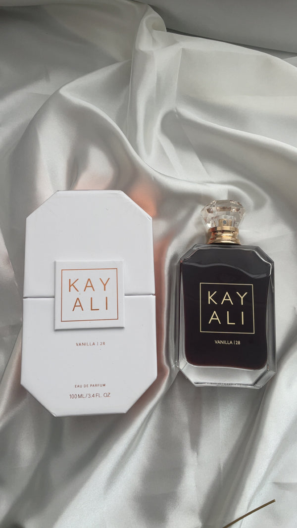 KAYALI VANILLA 28